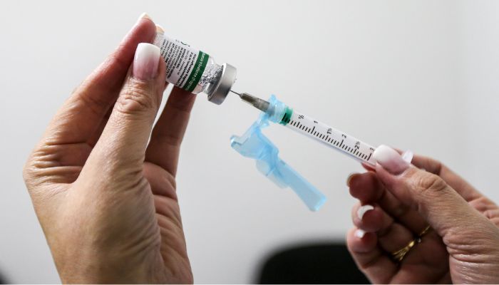 Vacinação contra a gripe continuará no Paraná para atingir grupos prioritários